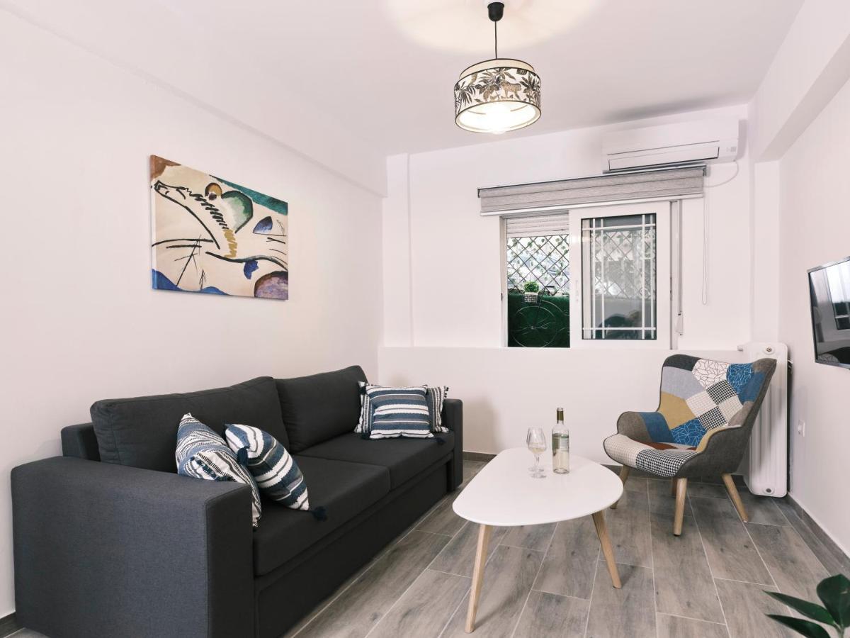 "Under The Olive Tree"- Beautiful Apartment In The Heart Of Atenas Exterior foto